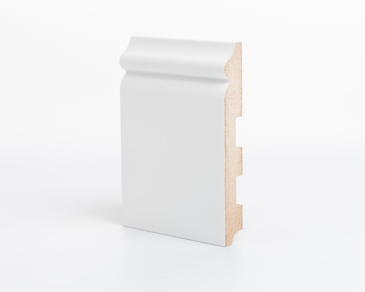 Плинтус МДФ под покраску Ликорн Р 8.137.18 2070×137×18