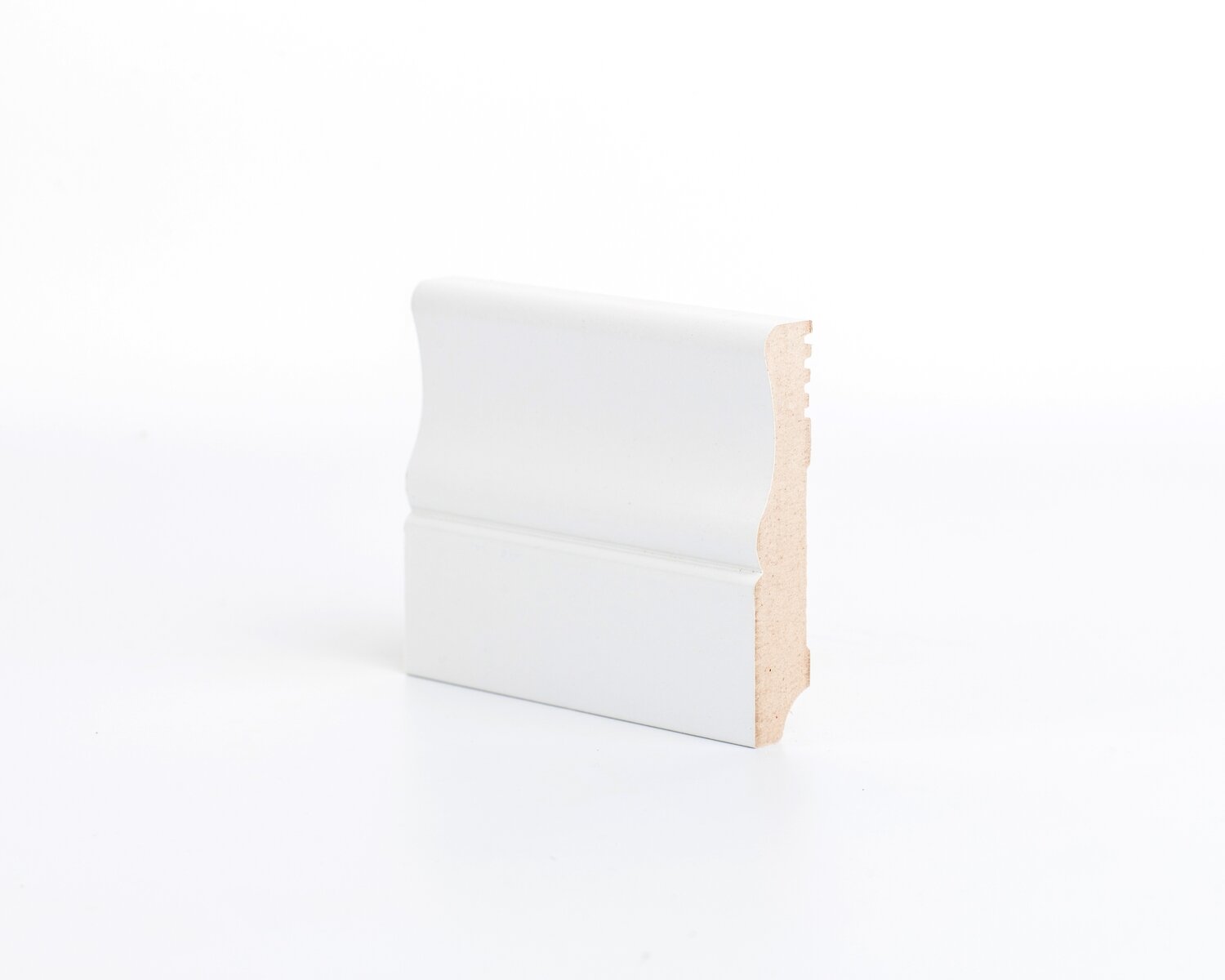 Плинтус МДФ под покраску Ликорн Р 14.82.16 2070×82×16