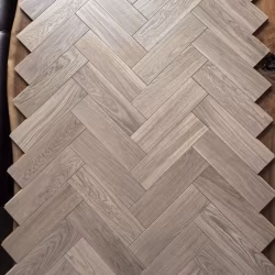 Инженерная доска Епаркет Дуб Северный селект лак венгерская елка 540×90×15
