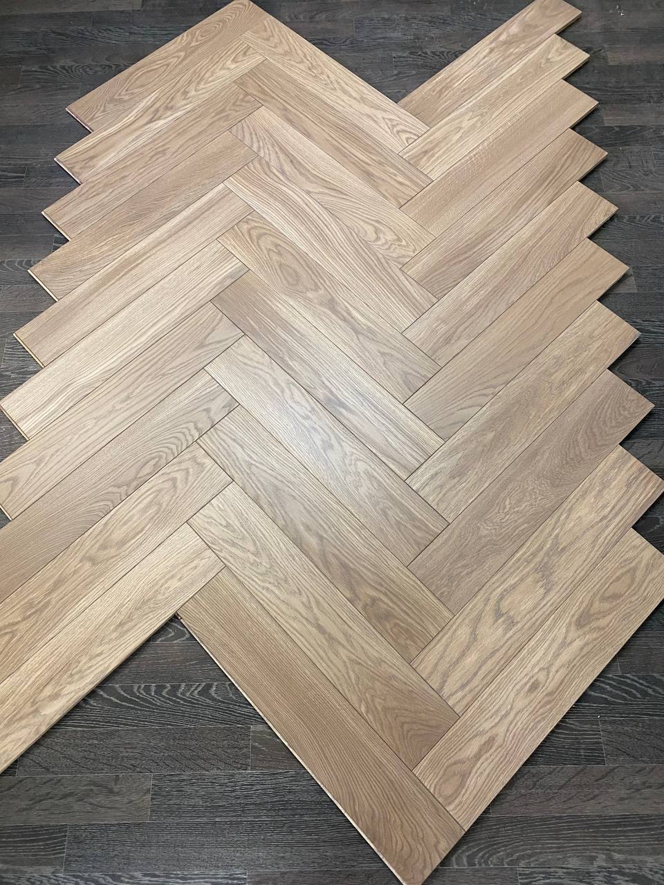 Инженерная доска Eparket Дуб Saint-Petersburg натур лак венгерская елка 540×90×15