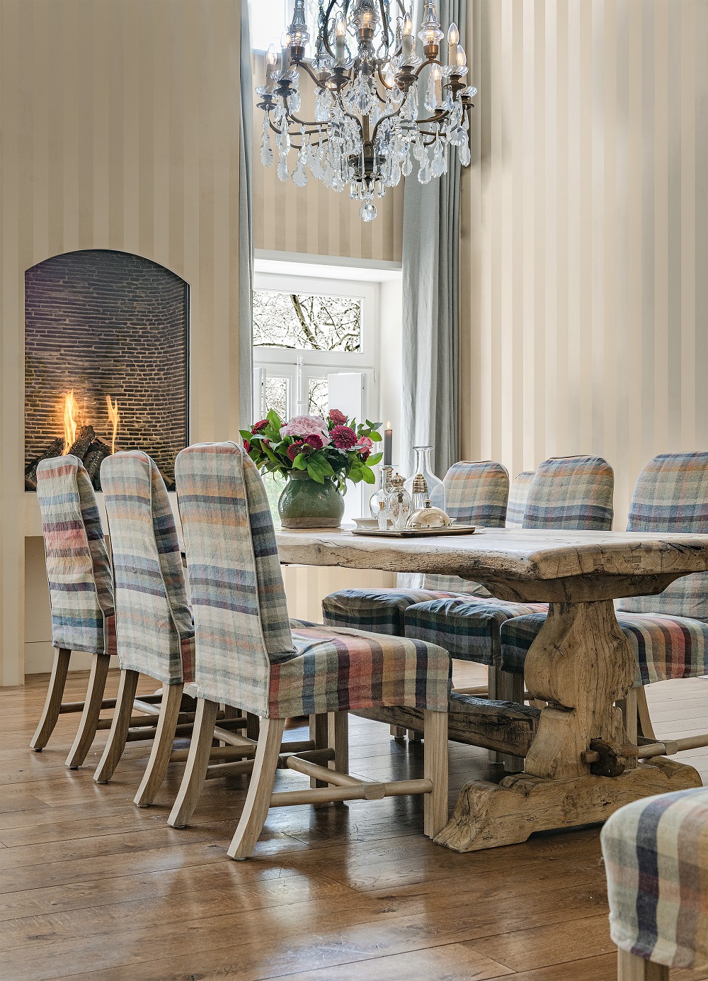 Обои Hygge 4 Winter Moments Hg34 003 10,05×1 фото в интерьере