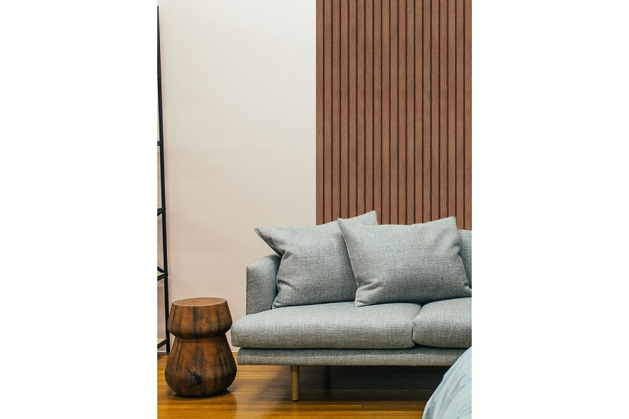 Стеновая панель из полистирола Hiwood LV123 BR396 2700×120×12 фото в интерьере