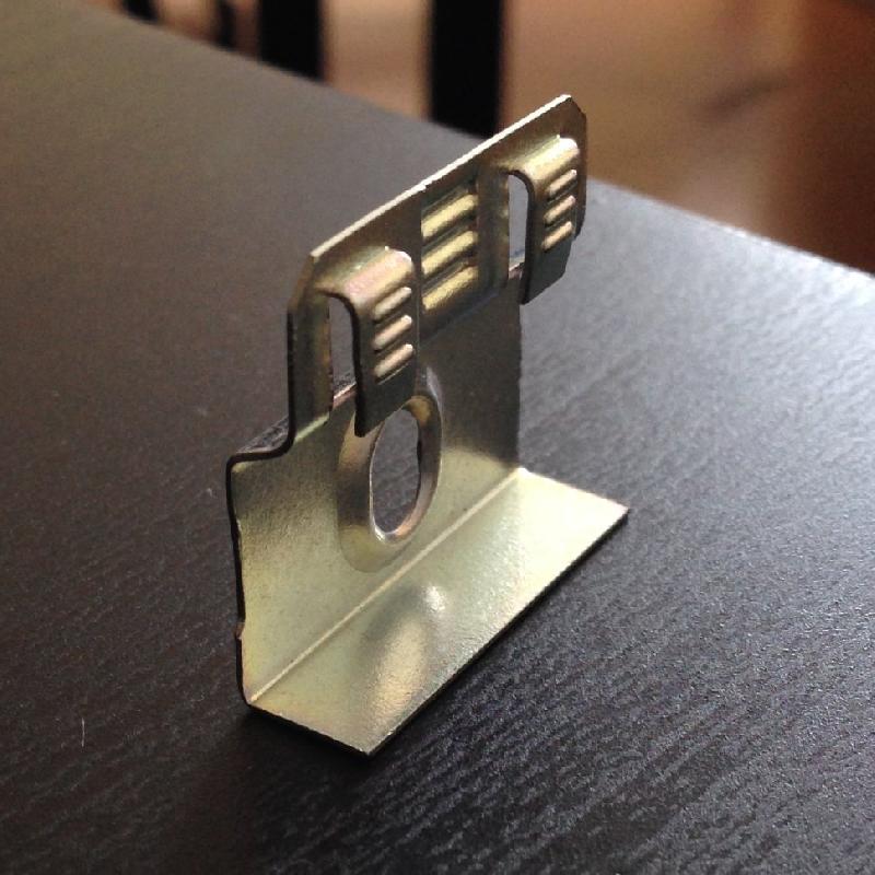 Крепления для МДФ плинтусов TeckWood без уплотнителя, 40 шт