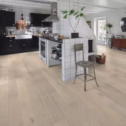 Паркетная доска Kahrs Новая классика Дуб Блонд Nouveau Blonde 151N8AEKP1KW240 Lively 2420×187×15