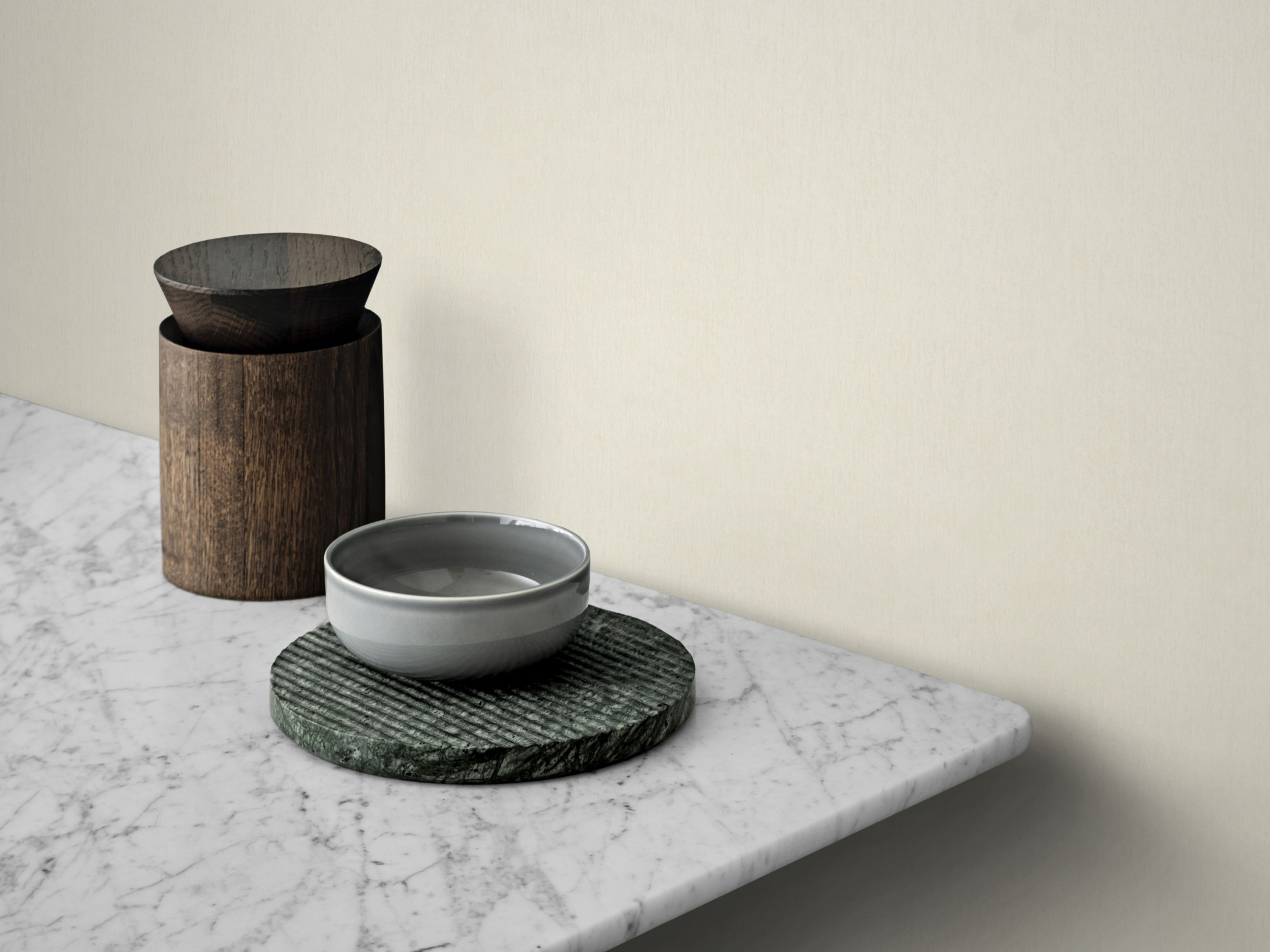 Обои BN International Color Stories II 46011 10,05×0,53 фото в интерьере