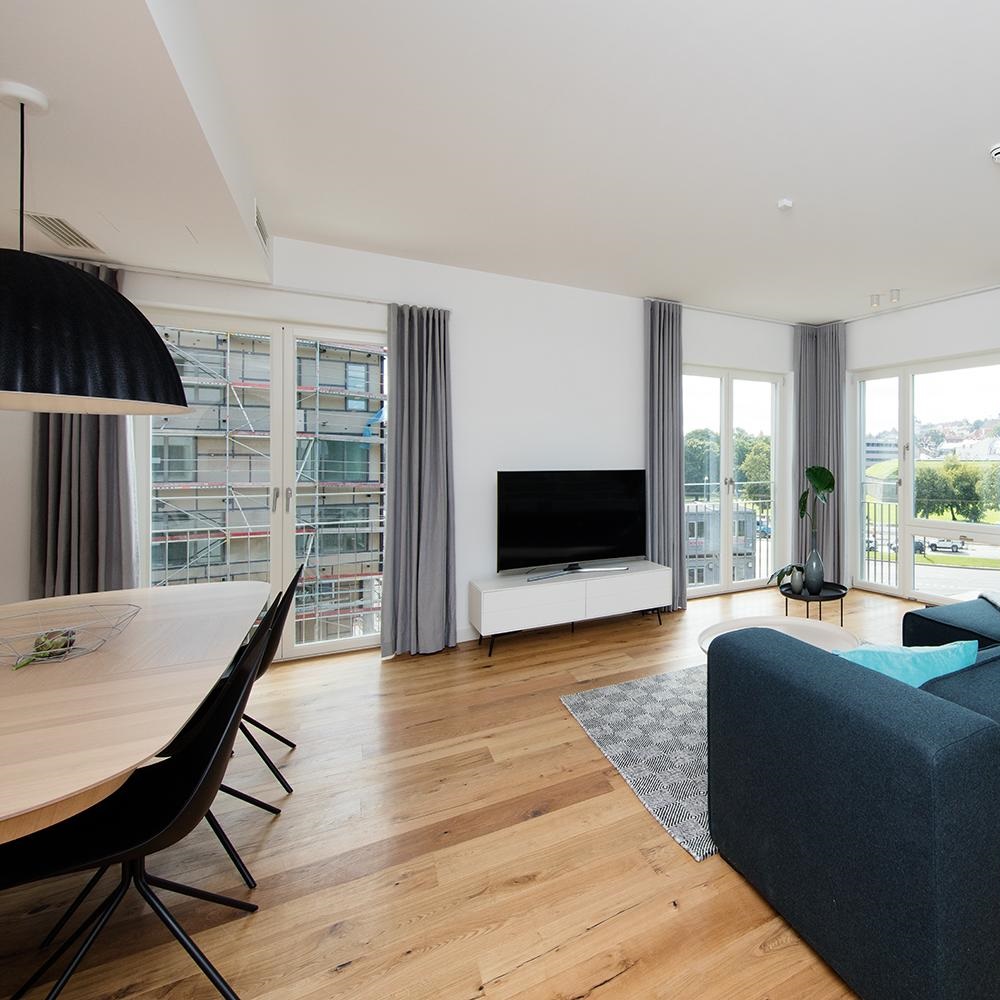 Паркетная доска Wicanders Wood Parquet Riga Oak RW04402 1860×189×14 фото в интерьере
