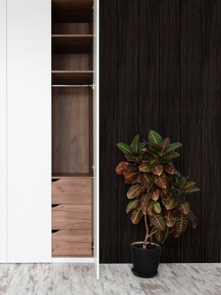 Стеновая панель из полистирола Hiwood LV127L BR395K 2700×120×12 фото в интерьере