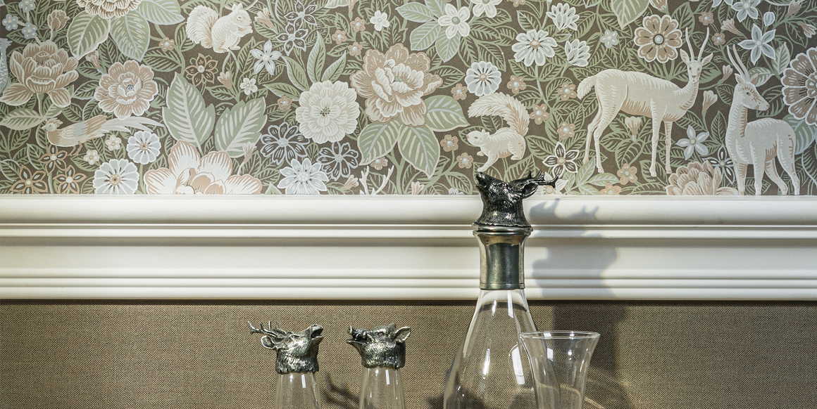 Обои Loymina British Style Forest Forest Deer BRIT 3 012 10,05×1 фото в интерьере