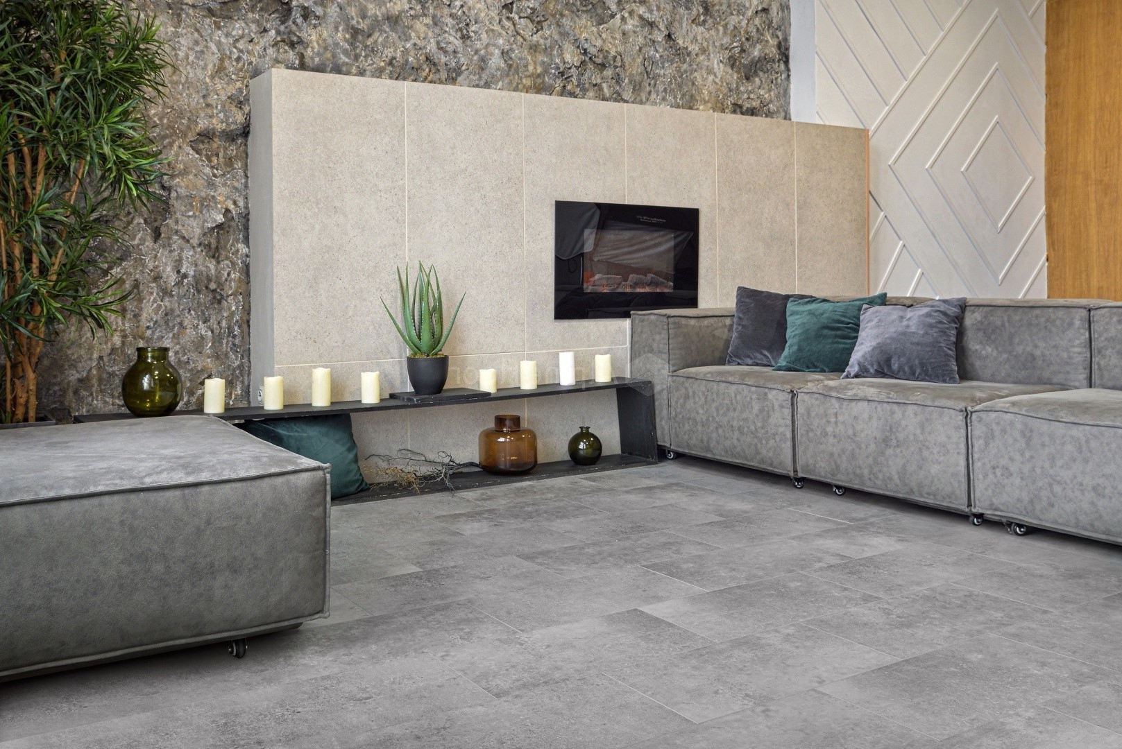 Кварцвиниловый SPC ламинат Alpine Floor Stone Mineral Core Ройал ECO 4-21 609,6×304,8×4 фото в интерьере