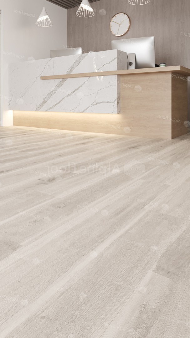 Кварцвиниловая плитка Alpine Floor клеевая Easy Line Дуб Полярный ECO 3-19 1219,2×184,15×3 фото в интерьере