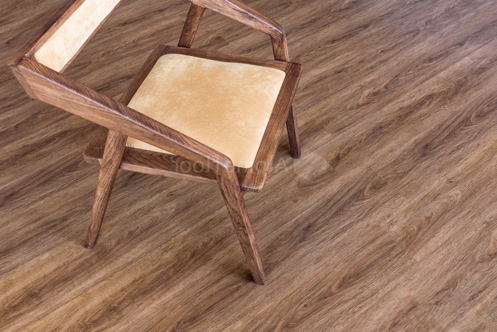 Кварцвиниловая плитка Alpine Floor клеевая Easy Line Сосновый Бор ECO 3-22 1219,2×184,15×3 фото в интерьере