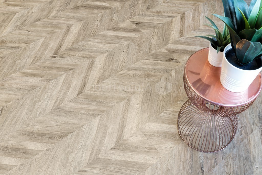Кварцвиниловая плитка Alpine Floor клеевая Easy Line Французская Елочка ECO 3-25 1219,2×228,6×3 фото в интерьере
