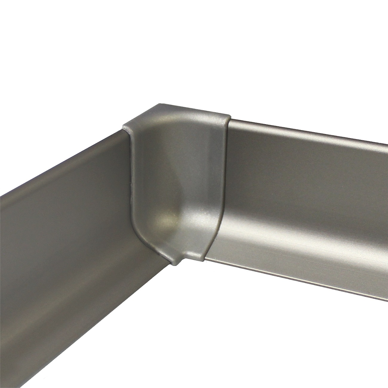 Угол пластиковый внутренний для плинтуса Modern Decor инокс  2 шт/уп