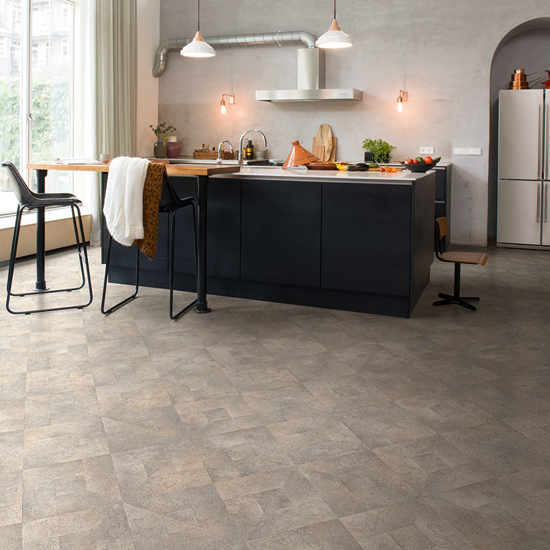 Ламинат Quick Step Impressive Patterns Ultra Дуб Бетон Лофт IPU 4508 1200×396×12 фото в интерьере