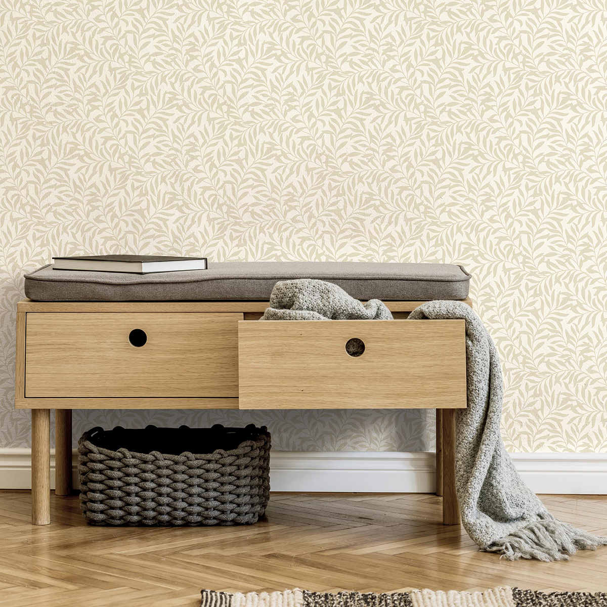 Обои Aura Archives vol.1 by Crown M1668 10,05×0,52 фото в интерьере Обои Aura Archives vol.1 by Crown M1668 10,05×0,52 фото в интерьере