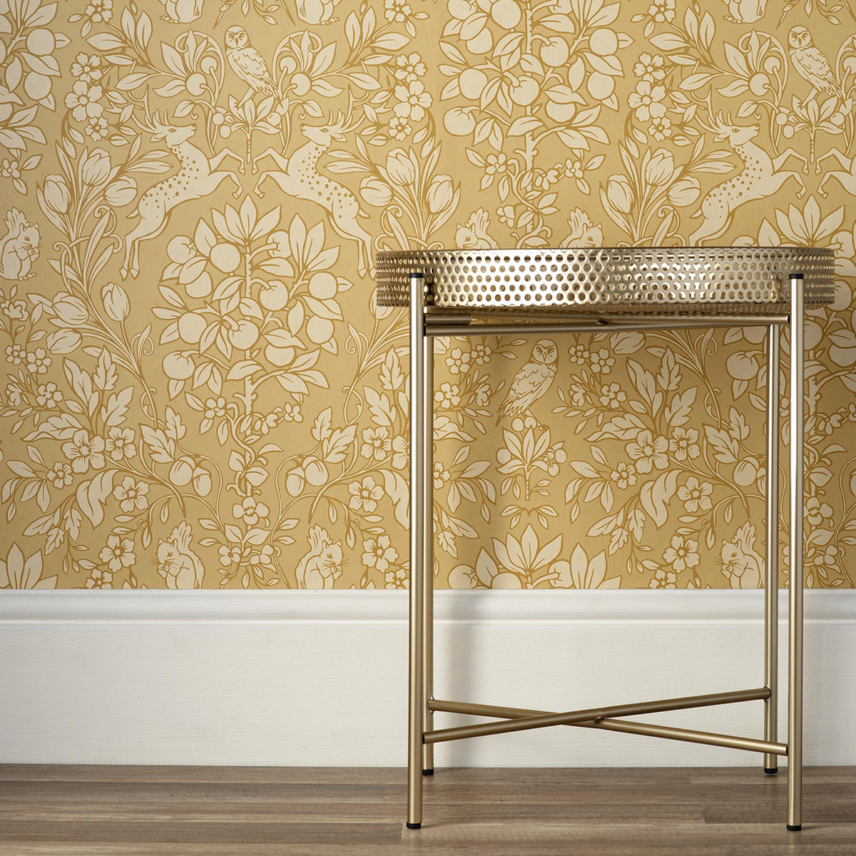 Обои Aura Archives vol.1 by Crown M1689 10,05×0,52 фото в интерьере