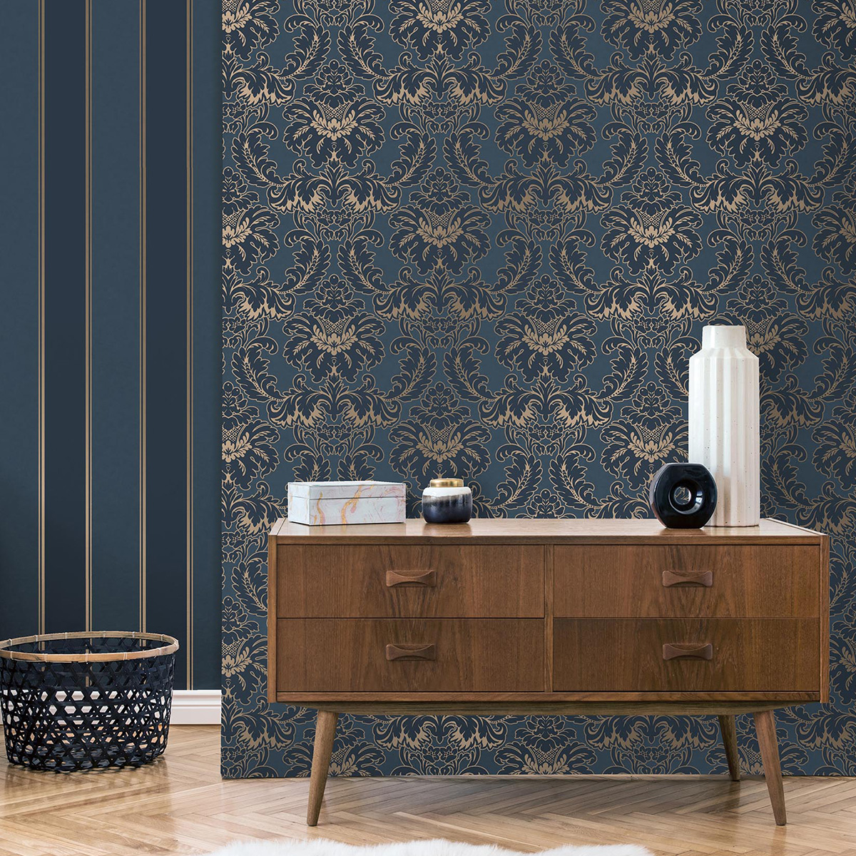 Обои Aura Archives vol.1 by Crown M1704 10,05×0,52 фото в интерьере