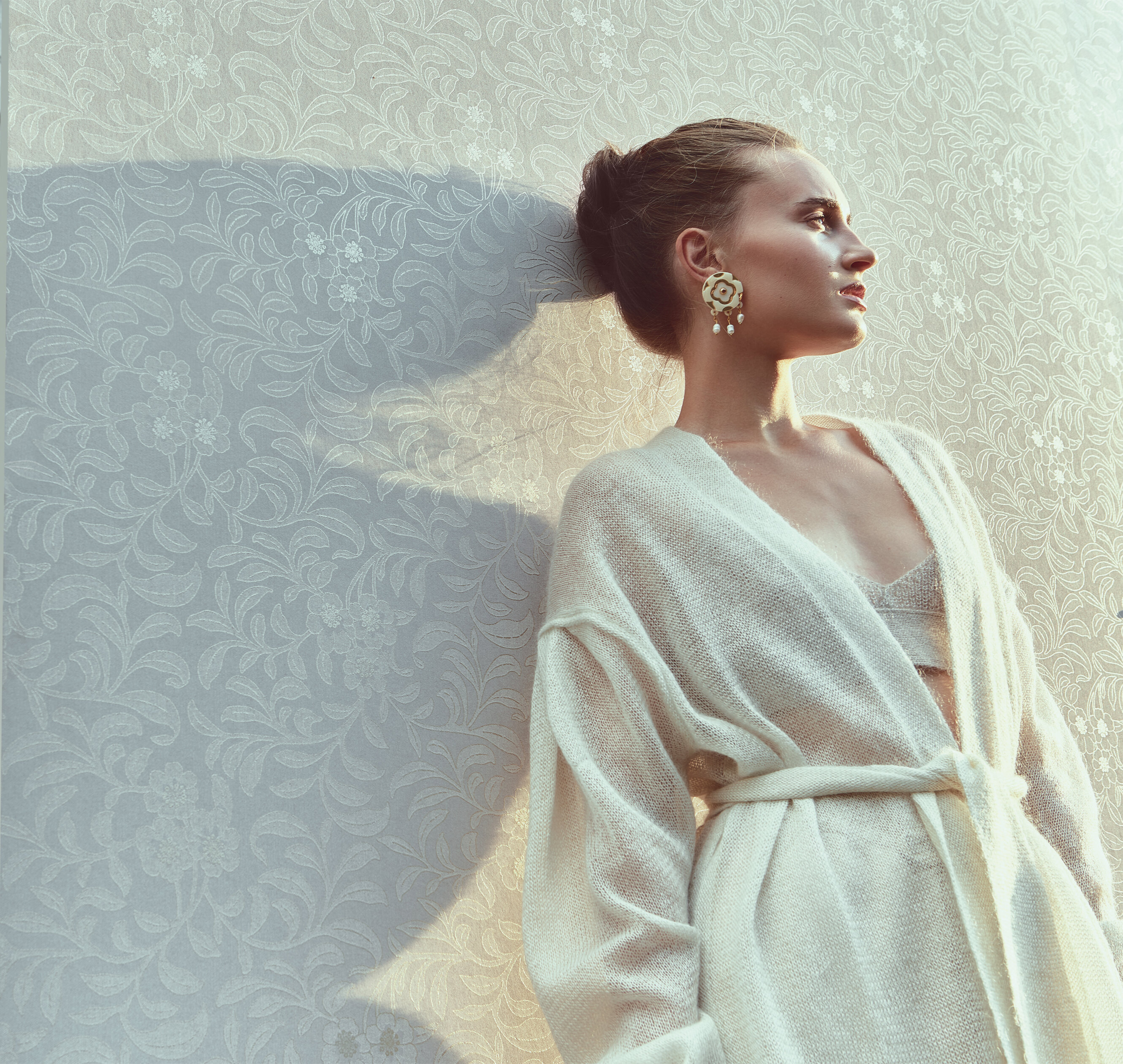 Обои Loymina Русская классика Южный олеандр Ru1 001 10,05×1 фото в интерьере