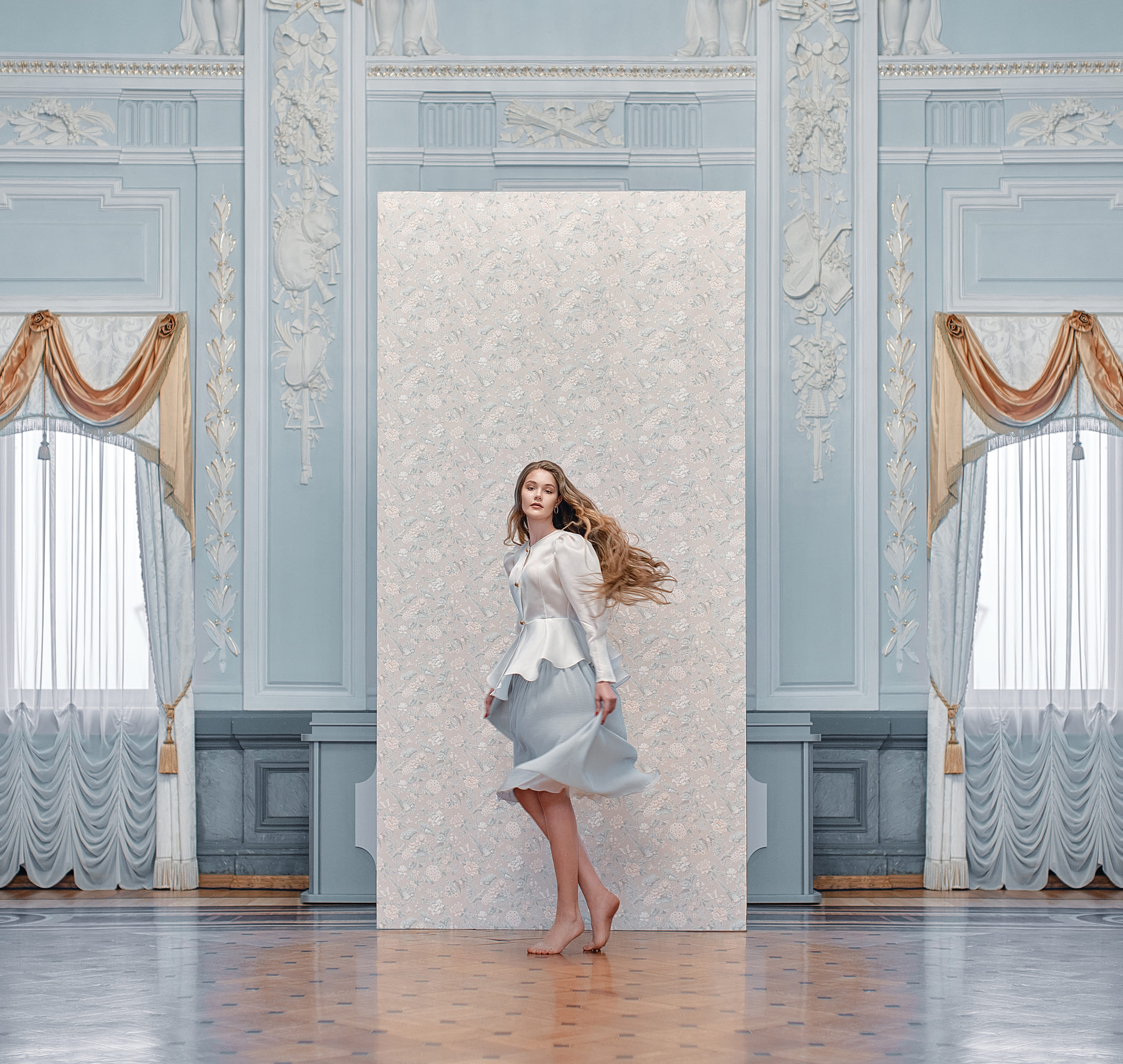 Обои Loymina Русская классика Райские птицы Ru3 001/1 10,05×1 фото в интерьере