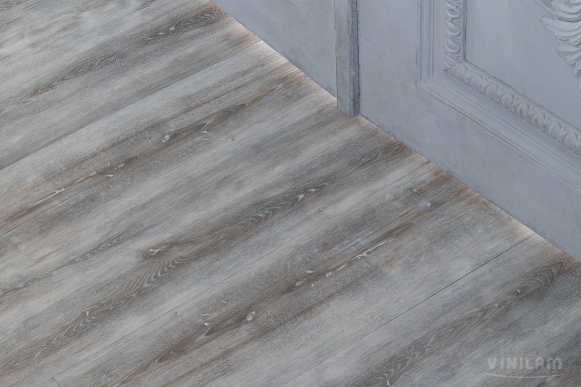Кварцвиниловая плитка Vinilam клеевая Glue Дуб Байер 511001 1228×188×2,5 фото в интерьере