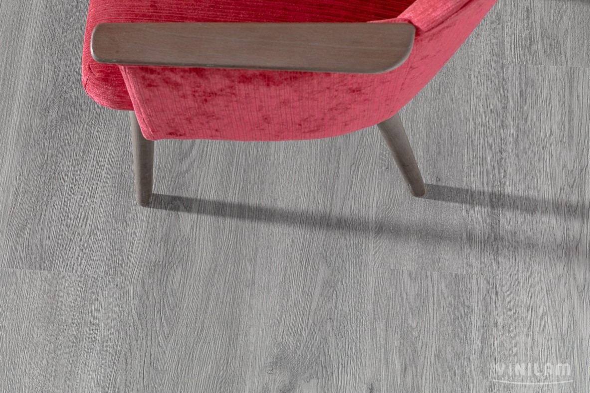 Кварцвиниловая плитка Vinilam клеевая Glue Дуб Эрдинг 6231 1228×188×2,5 фото в интерьере