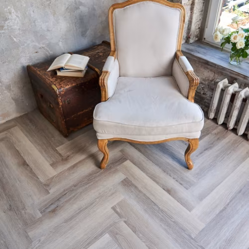 Кварцвиниловый SPC ламинат Vinilam Parquet Herringbone Паркет Эрмитаж IS11122 венгерская елка 720×120×6,5