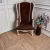 Кварцвиниловый SPC ламинат Vinilam Parquet Herringbone Паркет Северный IS11133 венгерская елка 720×120×6,5 фото в интерьере