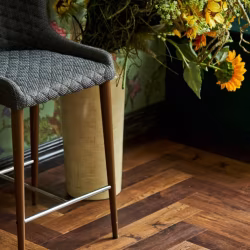 Кварцвиниловый SPC ламинат Vinilam Parquet Herringbone Паркет Парижский IS11155 венгерская елка 720×120×6,5