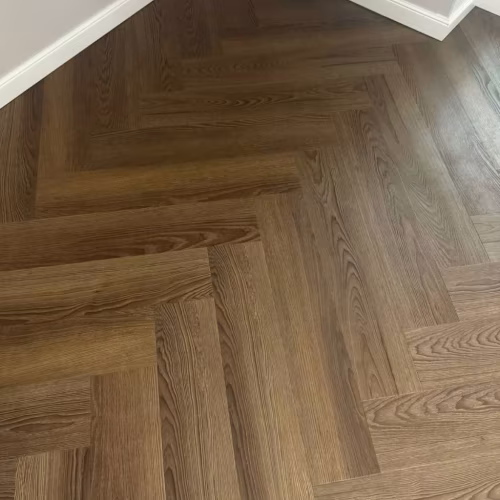 Кварцвиниловый SPC ламинат Vinilam Parquet Herringbone Паркет Винсент IS11200 венгерская елка 720×120×6,5