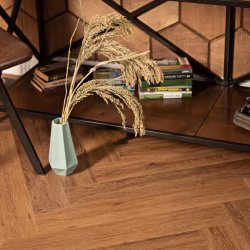 Кварцвиниловый SPC ламинат Vinilam Parquet Herringbone Паркет Де Вилль IS11210 венгерская елка 720×120×6,5
