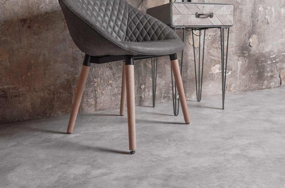 Кварцвиниловый SPC ламинат Vinilam Ceramo Stone Бетон 61606 940×470×8 фото в интерьере