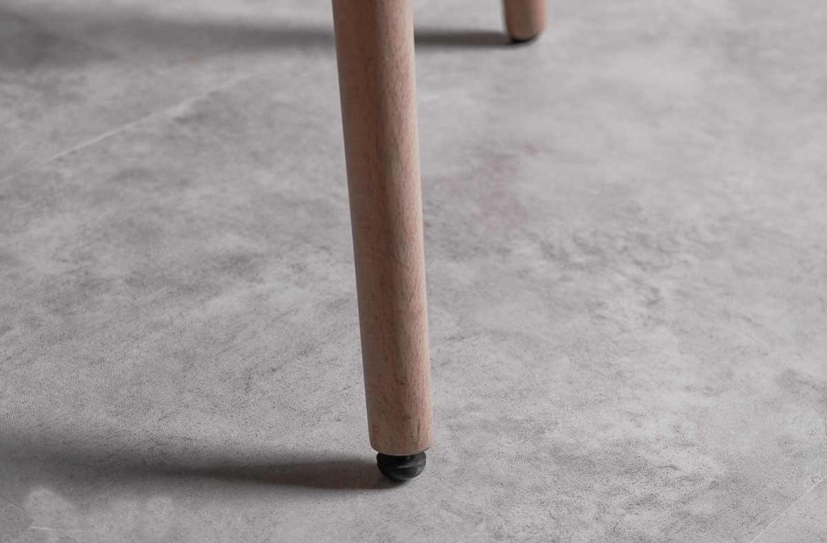 Кварцвиниловая плитка Vinilam клеевая Ceramo Stone Glue Бетон 61606 950×480×2,5 фото в интерьере