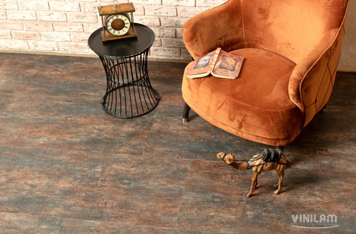 Кварцвиниловая плитка Vinilam клеевая Ceramo Stone Glue Керамическая Сталь 71617 950×475×2,5 фото в интерьере