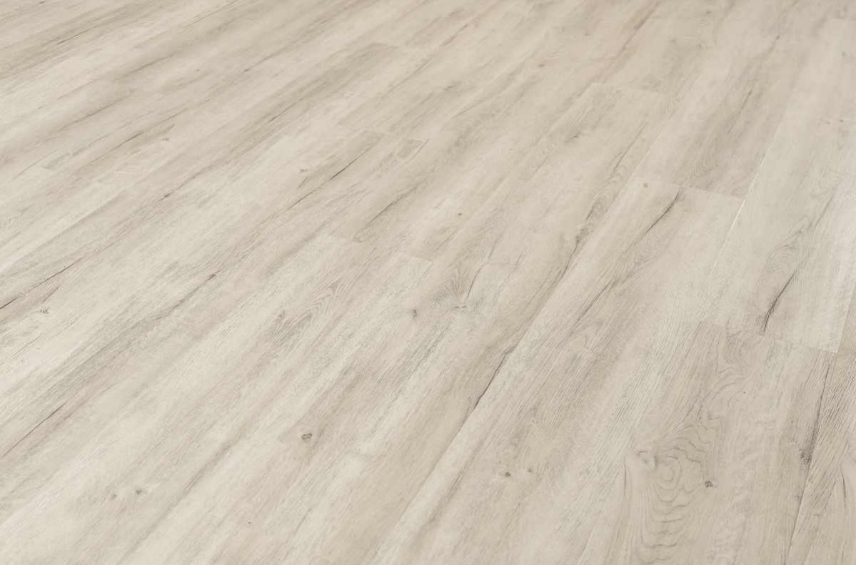 Кварцвиниловый SPC ламинат Vinilam Ceramo XXL Дуб Цюрих 8875-EIR 1520×225×5,5 фото в интерьере