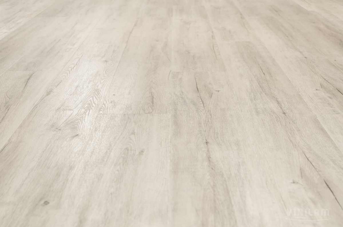 Кварцвиниловый SPC ламинат Vinilam Ceramo XXL Дуб Цюрих 8875-EIR 1520×225×5,5 фото в интерьере