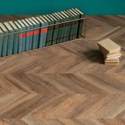 Кварцвиниловый SPC ламинат Vinilam Parquet Chevron Шеврон Нормандия RI153610CL4 французская елка 1293×305×8,5