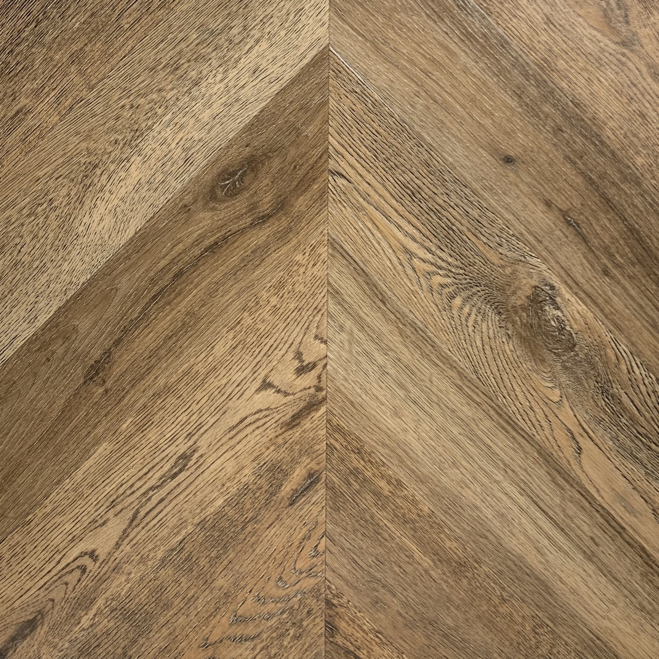 Кварцвиниловый SPC ламинат Vinilam Parquet Chevron Шеврон Нормандия RI153610CL4 французская елка 1293×305×8,5