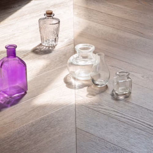 Кварцвиниловый SPC ламинат Vinilam Parquet Chevron Шеврон Шампань RI153616CL4 французская елка 1293×305×8,5