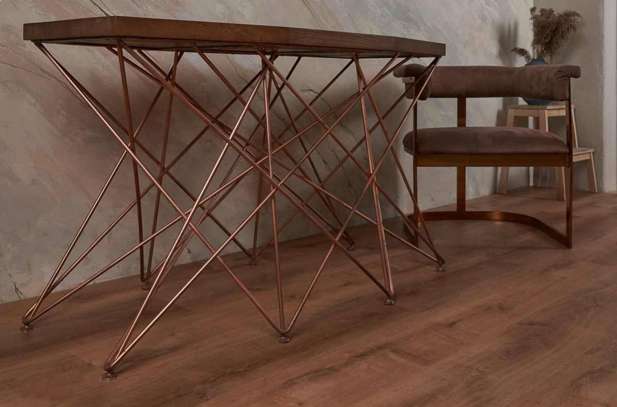 Кварцвиниловый SPC ламинат Vinilam Allure ISOCORE Дуб золотой I967109 1210×220×7,5 фото в интерьере