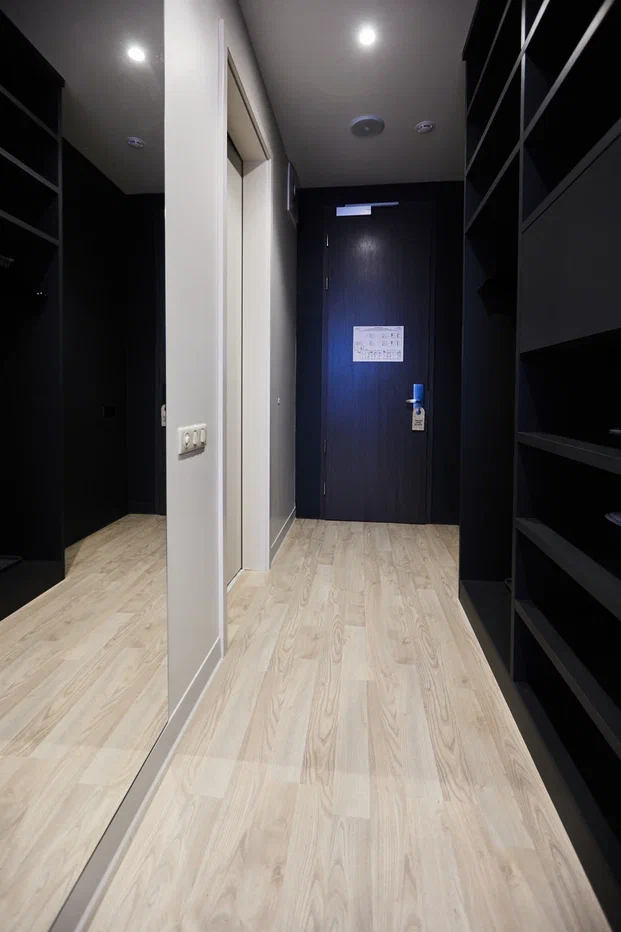 Композитная паркетная доска Quartz Parquet Классик Дуб песочный 408 400-1220×152×7 фото в интерьере Композитная паркетная доска Quartz Parquet Классик Дуб песочный 408 400-1220×152×7 фото в интерьере