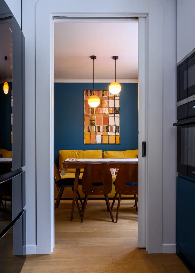 Композитная паркетная доска Quartz Parquet Классик Дуб медовый раф 463 400-1220×152×7 фото в интерьере