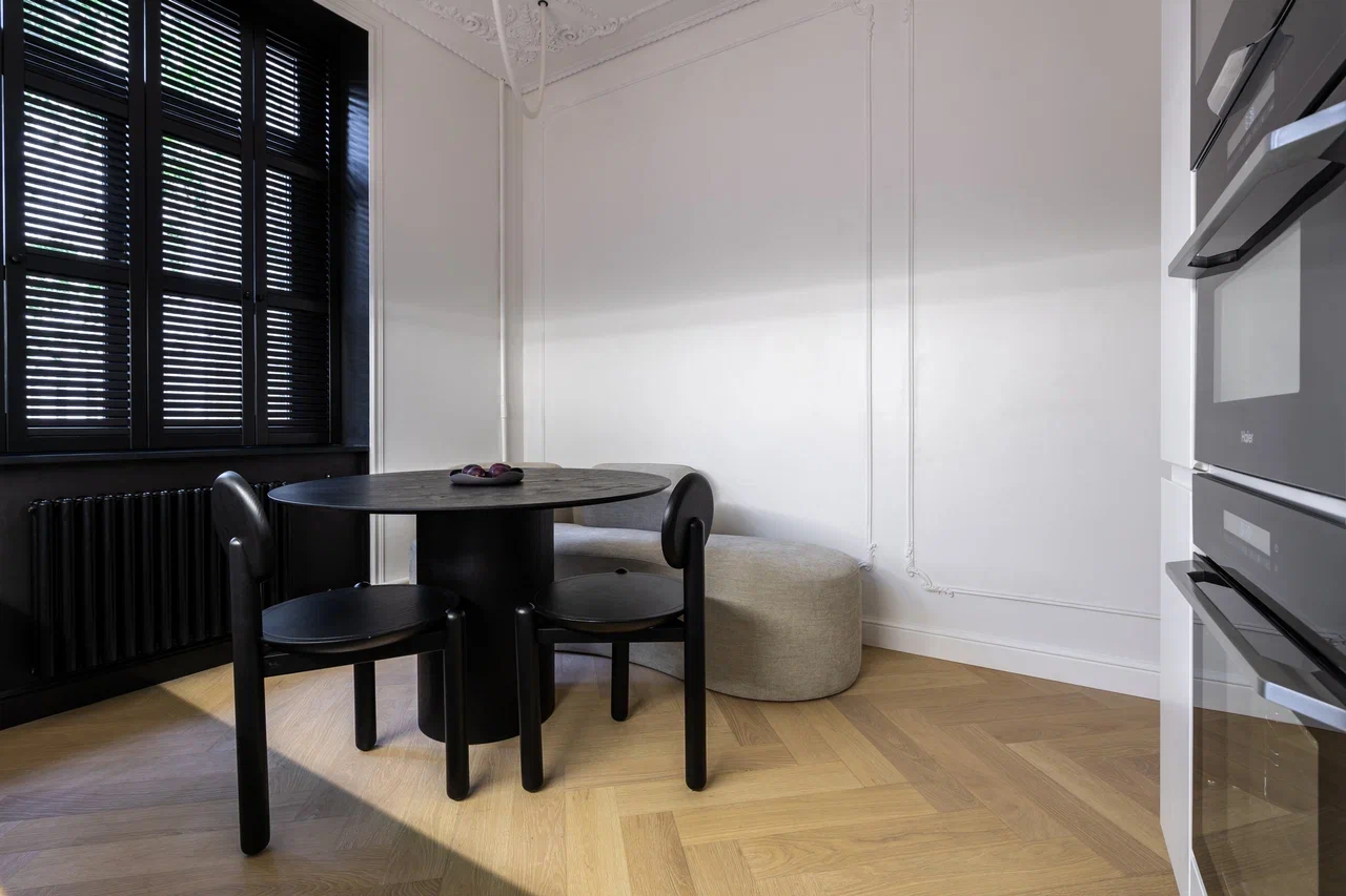 Композитная паркетная доска Quartz Parquet Елка Дуб испанский 33-404 венгерская елка 635×127×5 фото в интерьере