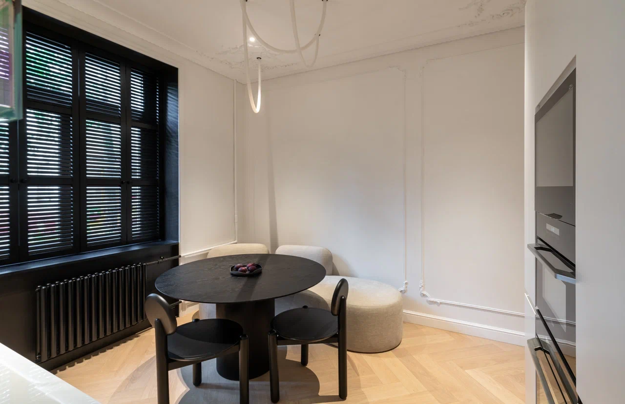 Композитная паркетная доска Quartz Parquet Елка Дуб испанский 33-404 венгерская елка 635×127×5 фото в интерьере