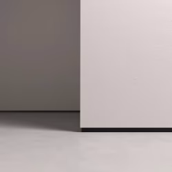 Плинтус алюминиевый теневой Modern Decor черный 2000×80×15