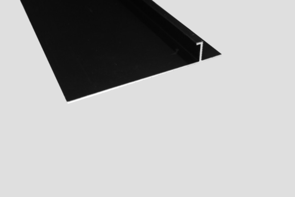Плинтус алюминиевый теневой Modern Decor  черный  2000×40×15