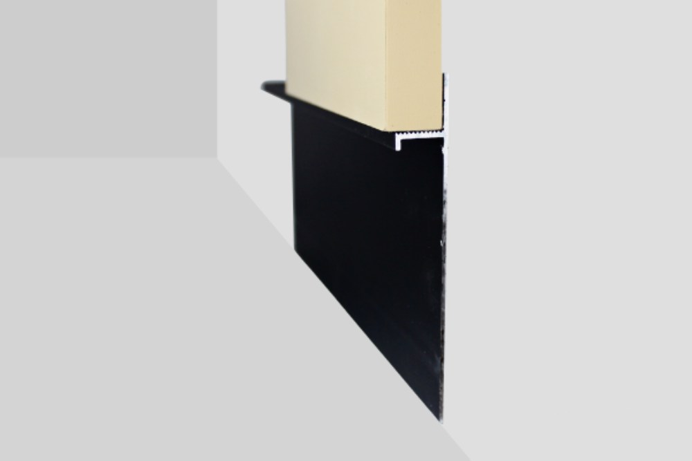 Плинтус алюминиевый теневой Modern Decor  черный  2000×40×15