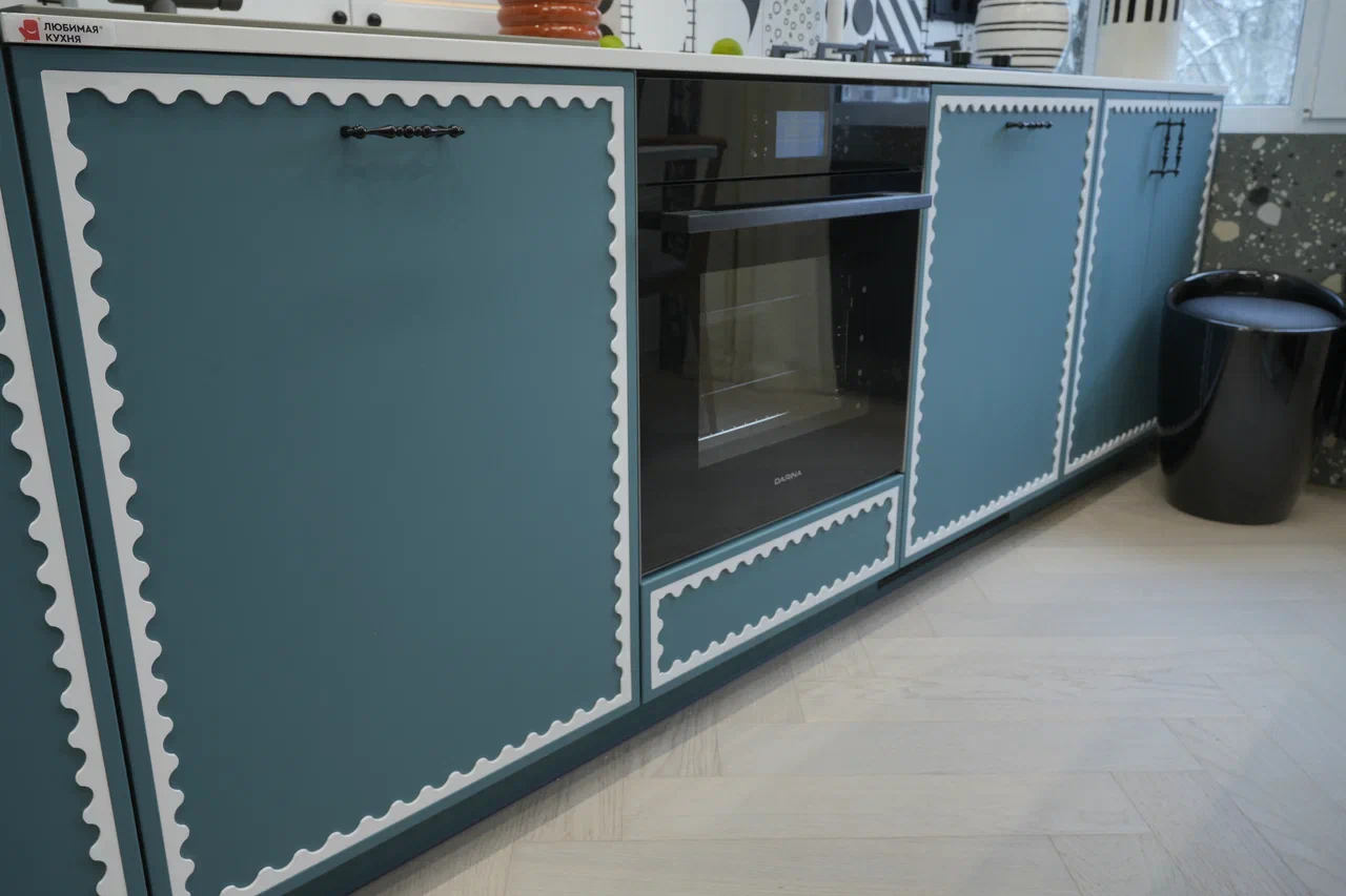 Композитная паркетная доска Quartz Parquet Елка Дуб песочный 33-408 венгерская елка 635×127×5 фото в интерьере