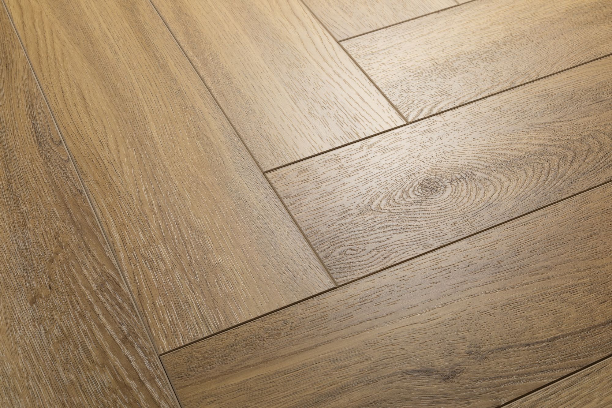 Кварцвиниловая плитка Aquafloor клеевая Parquet Glue AF2504PG венгерская елка 610×122×2,5