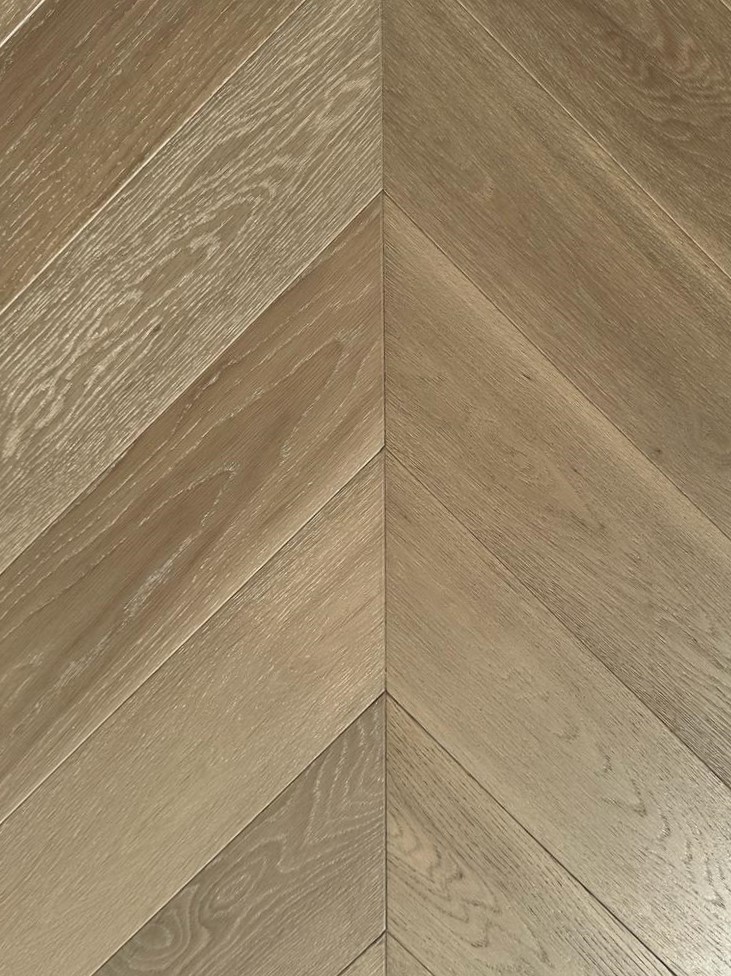Инженерная доска HM Flooring Дуб Decor 18 Прайм французская елка 785×125×14