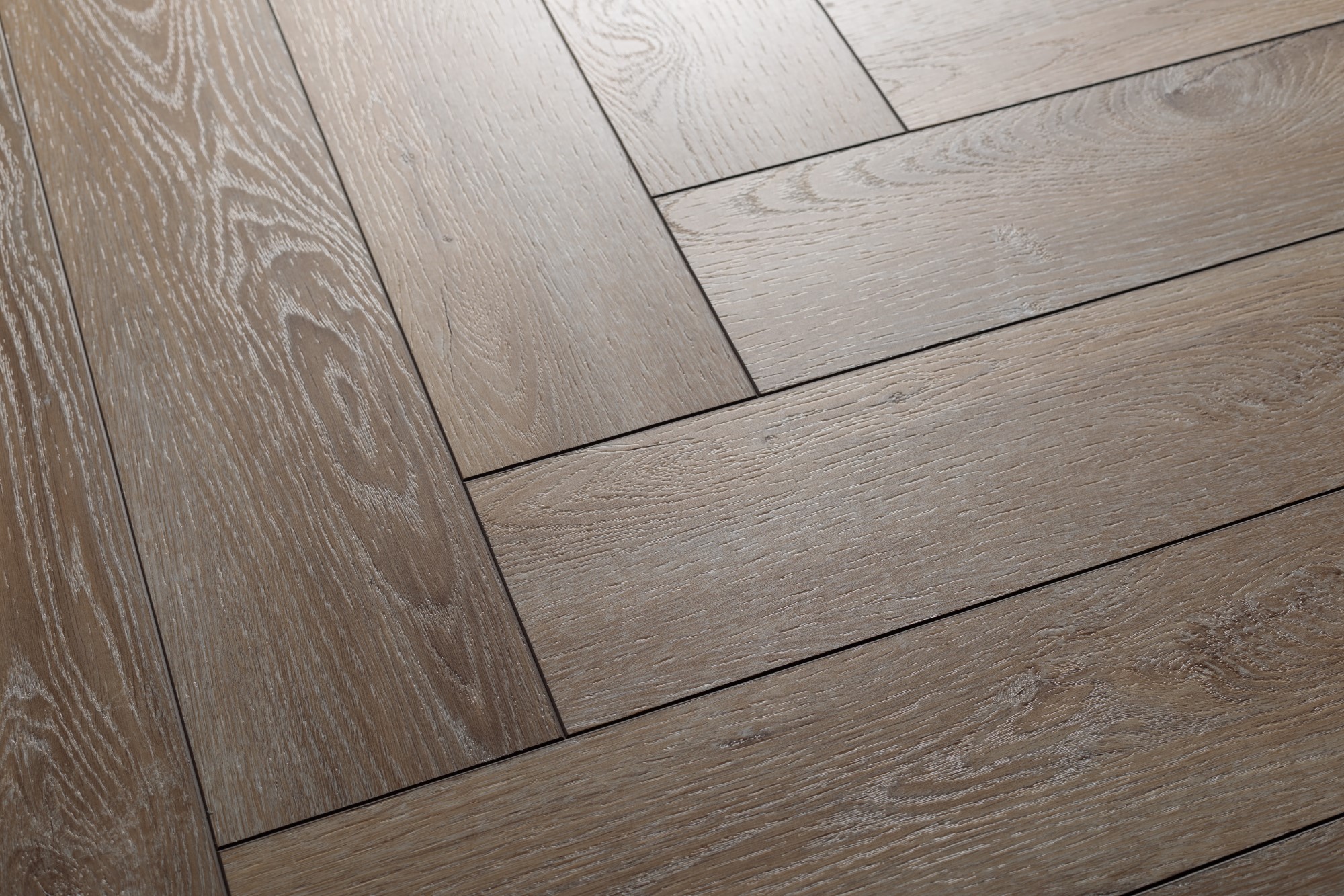 Кварцвиниловый SPC ламинат Aquafloor Parquet Plus AF6018PQ венгерская елка 720×120×7